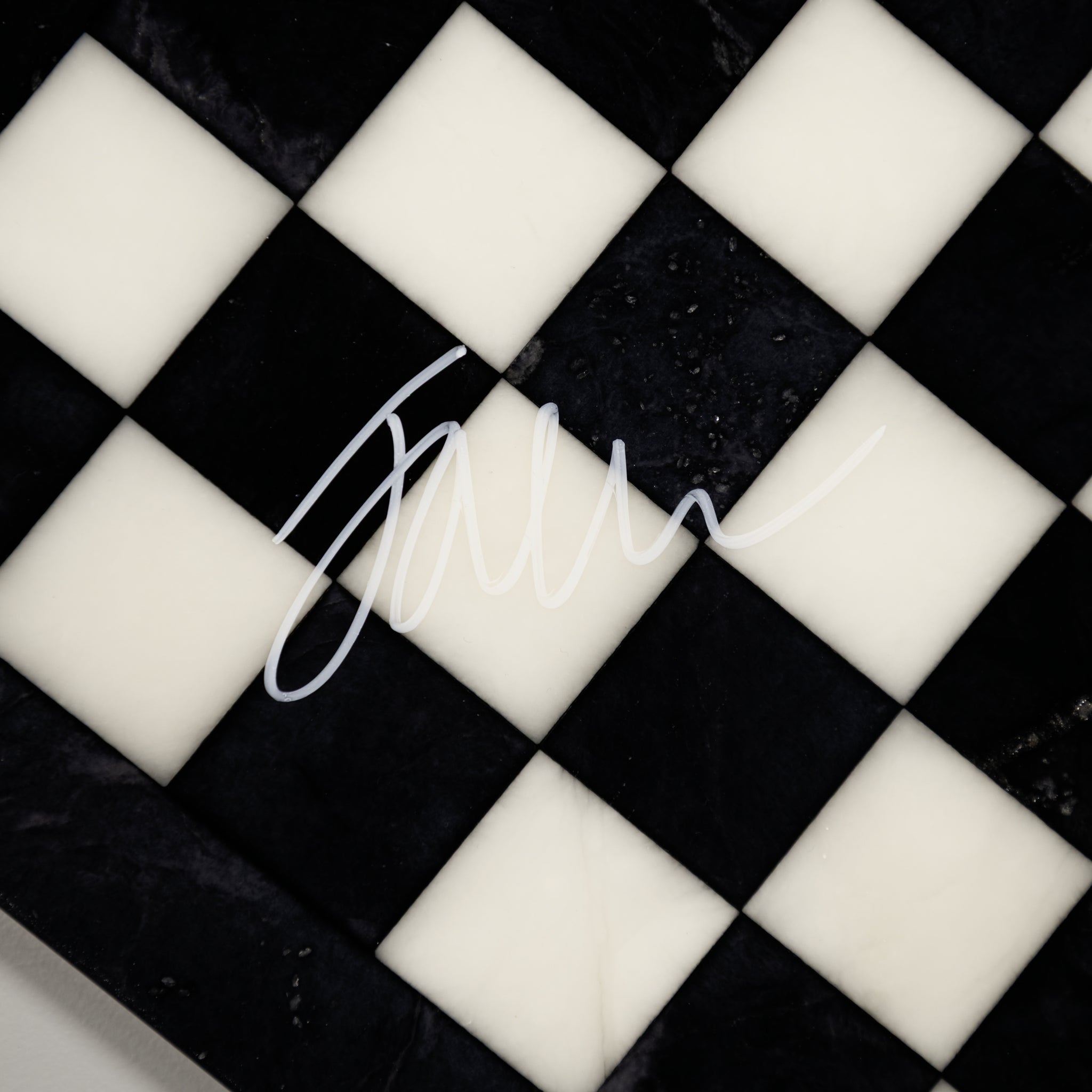 1-of-1 chessboard signed by Faker and Chovy